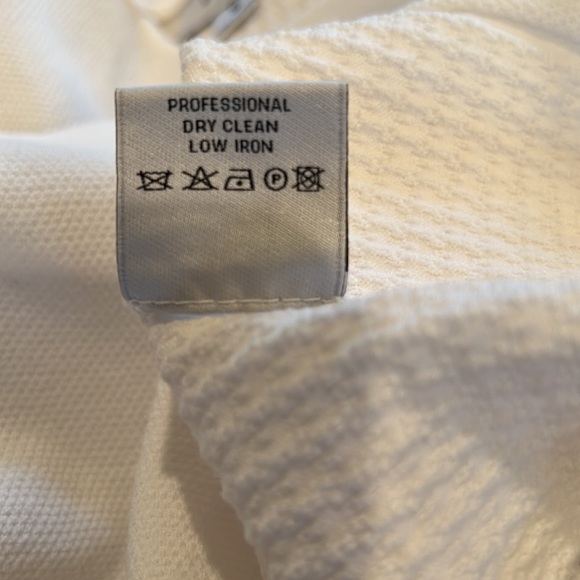 Per Se by Carlisle white, sleeveless top - Picture 8 of 8